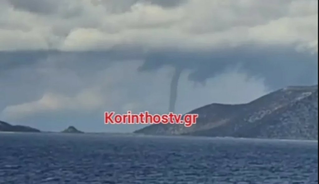 Σχηματίστηκε υδροστρόβιλος στον Αστακό Αιτωλοακαρνανίας – Εντυπωσιακές εικόνες