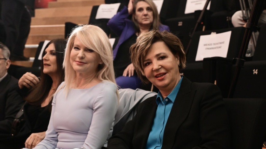 ΣΥΡΙΖΑ – Νέα ένταση στην Π.Γ.: Τζάκρη σε Γεροβασίλη: «Και ποια είσαι εσύ; Μονοπρόσωπο στρατοδικείο είσαι;»