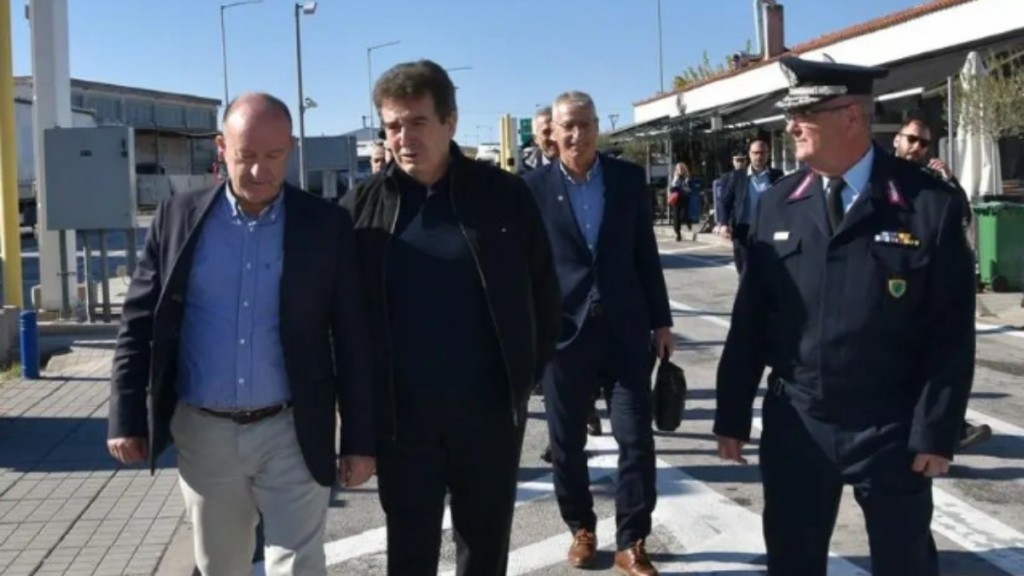 Μιχάλης Χρυσοχοΐδης: Επισκέφτηκε τους Κήπους Έβρου – «Ενισχύουμε την ασφάλεια»