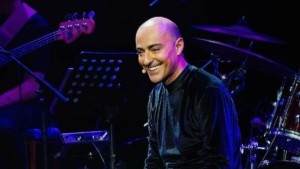 Θανάσης Αλευράς: «Η κριτική που δέχτηκα τότε για τη Eurovision με έκανε πιο συγκρατημένο»