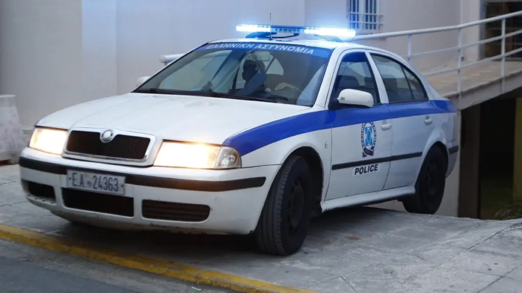Ηλιούπολη: «Όταν πάμε για νάνι θα σου τρίβω την πλατούλα» – Τι έγραφε στον γιο του ο καταδικασμένος για βιασμό προπονητής