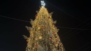 Πειραιάς: Στις 7/12 η φωταγώγηση του χριστουγεννιάτικου δέντρου