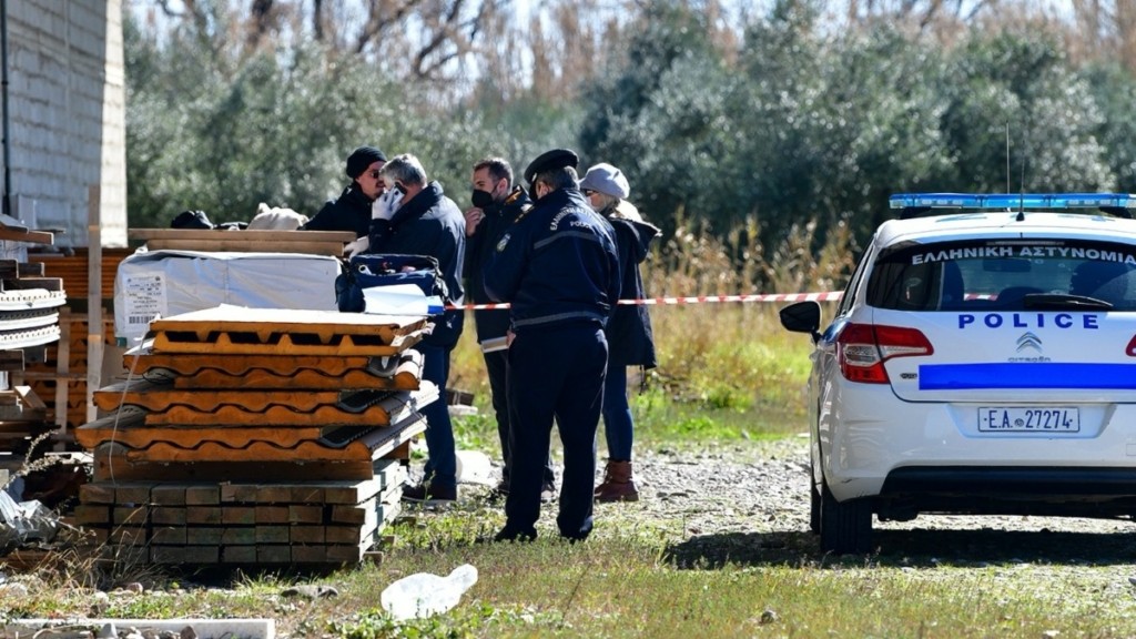 Θρίλερ στα Φάρσαλα – Βρέθηκε άγρια δολοφονημένος ένας 85χρονος σε χωράφι