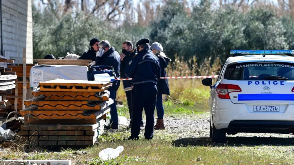 Θρίλερ στα Φάρσαλα – Βρέθηκε άγρια δολοφονημένος ένας 85χρονος σε χωράφι