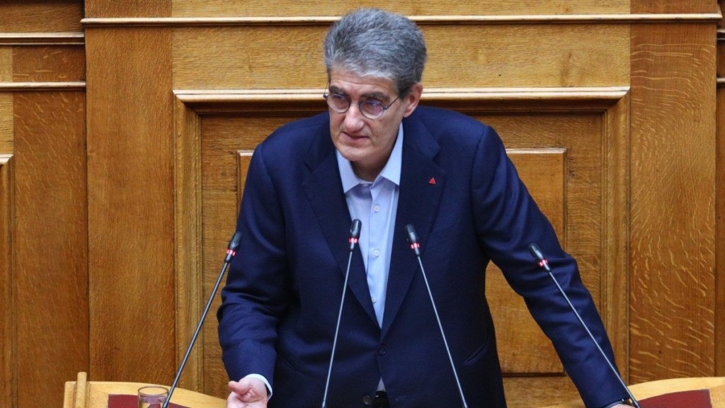 Χρήστος Γιαννούλης: «Άνθρωπος με αποκάλεσε φασισταριό και αποπειράθηκε να με χτυπήσει μπροστά στο παιδί μου»