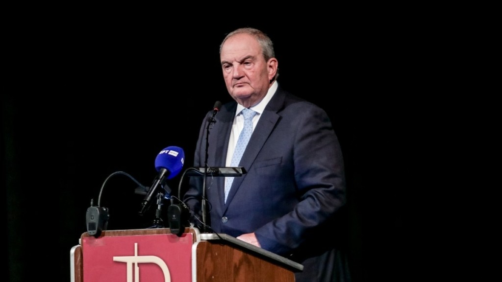 Κώστας Καραμανλής: «Τα περί Προεδρίας της Δημοκρατίας ούτε με αφορά ούτε με ενδιαφέρει»