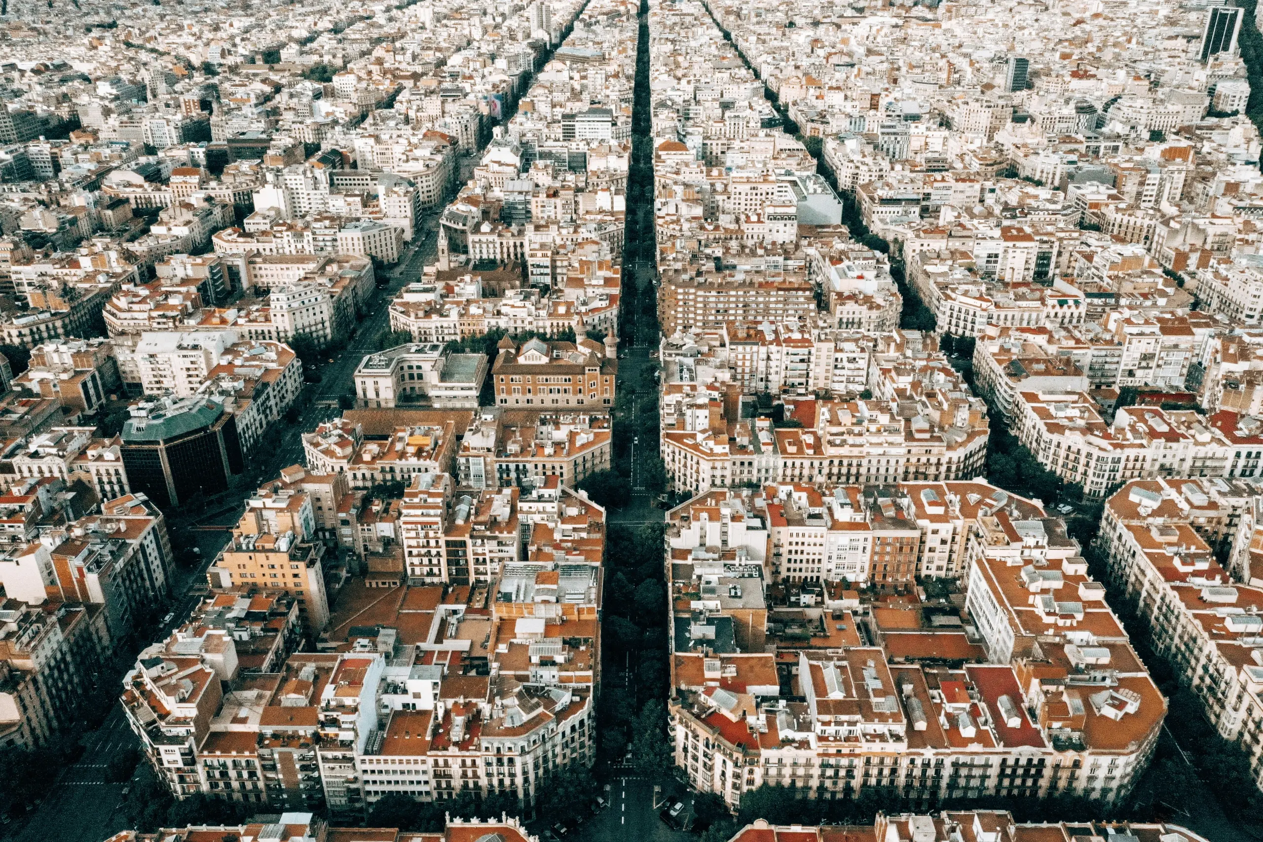 Η Airbnb καλεί τη Βαρκελώνη να επανεξετάσει τα μέτρα που έχουν επιβληθεί εις βάρος της