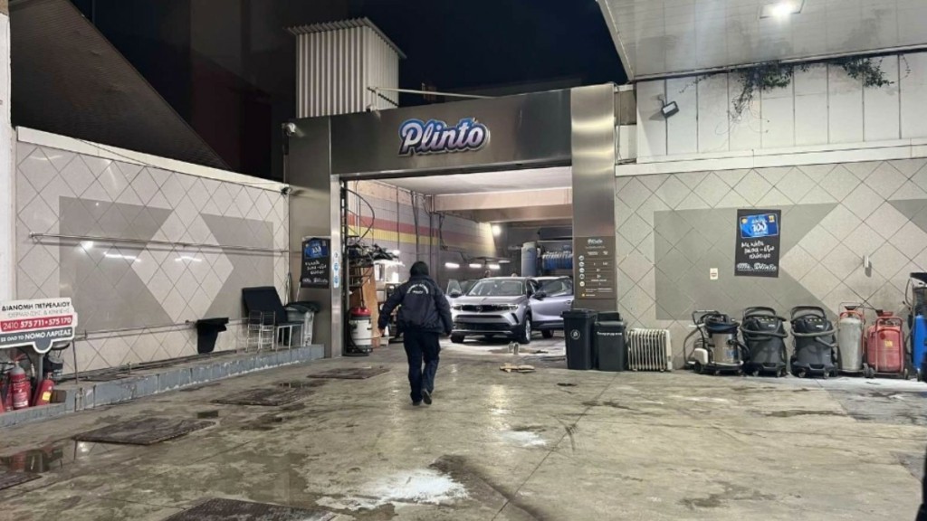Λάρισα: Ανάφλεξη σε πρατήριο υγρών καυσίμων – Ένας τραυματίας