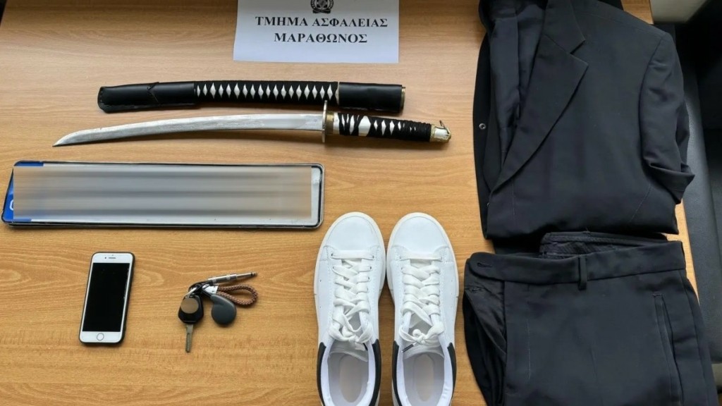 Παλλήνη: Συνελήφθη 44χρονος που διέπραξε δύο ληστείες σε κοσμηματοπωλεία – Κατασχέθηκε σπαθί σαμουράι (vid)