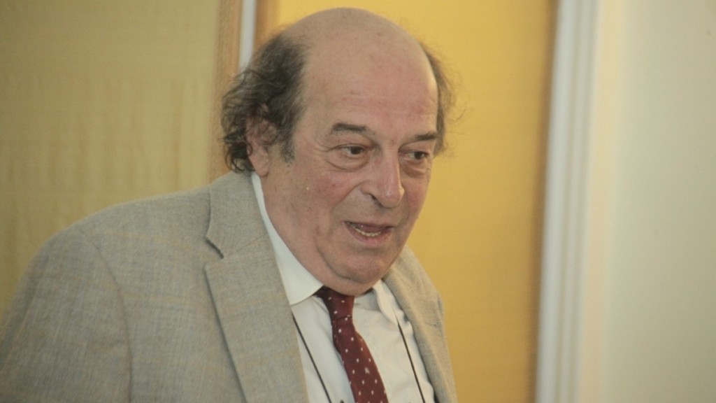 Μανούσος Μανουσάκης: Σήμερα το “τελευταίο αντίο” στον σπουδαίο σκηνοθέτη