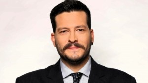 Μάριος Αραβαντινός: Ανακοίνωσε τη συνεργασία του με τη Ζήνα Κουτσελίνη