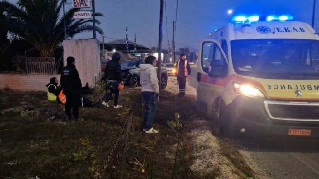 Πόρτο Ράφτη: ΙΧ “καρφώθηκε” σε απορριμματοφόρο – Δύο υπάλληλοι καθαριότητας τραυματίες