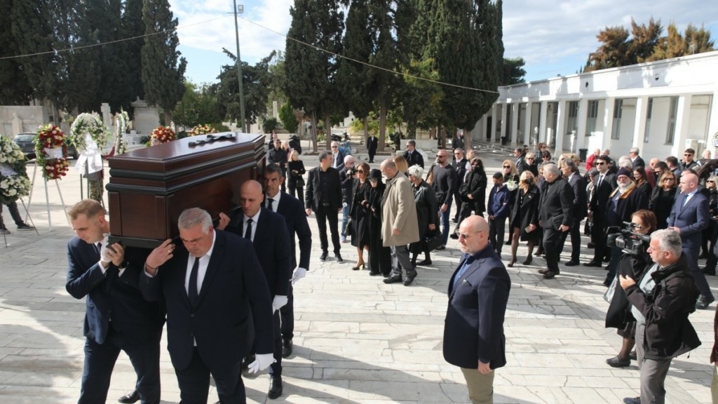 Δημήτρης Σούρας: Το “τελευταίο αντίο” στον διακεκριμένο ψυχίατρο (pic)