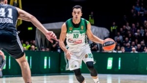 Κώστας Σλούκας: Επιστρέφει στην δράση μετά από 38 μέρες – Η εξάδα των ξένων για το Παναθηναϊκός – ΠΑΟΚ