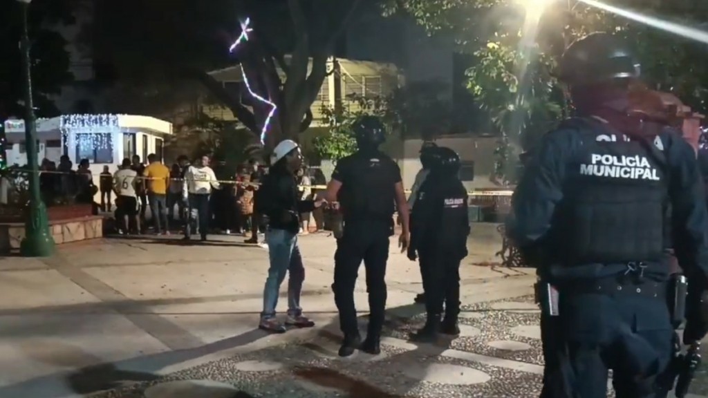 Μεξικό: Ο οργανωτής χριστουγεννιάτικου φεστιβάλ δολοφονείται εν μέσω του χορού – Βίντεο