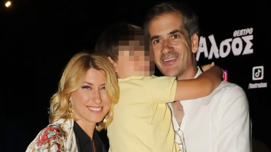 Σία Κοσιώνη – Κώστας Μπακογιάννης: Βόλτα με τις μηχανές τους και τον γιο τους – Δείτε φωτογραφίες