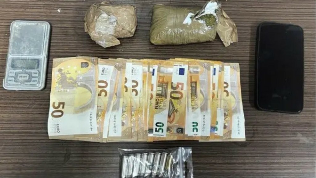 ΕΛΑΣ: Συνελήφθη 41χρονος για κατοχή και διακίνηση ηρωίνης και κάνναβης