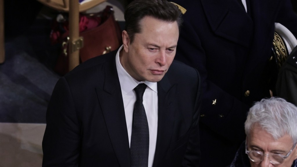 Επίθεση… αγάπης Μασκ σε Λαβρόφ: “Έτσι μοιάζει η αληθινή ηγεσία” (Βίντεο)
