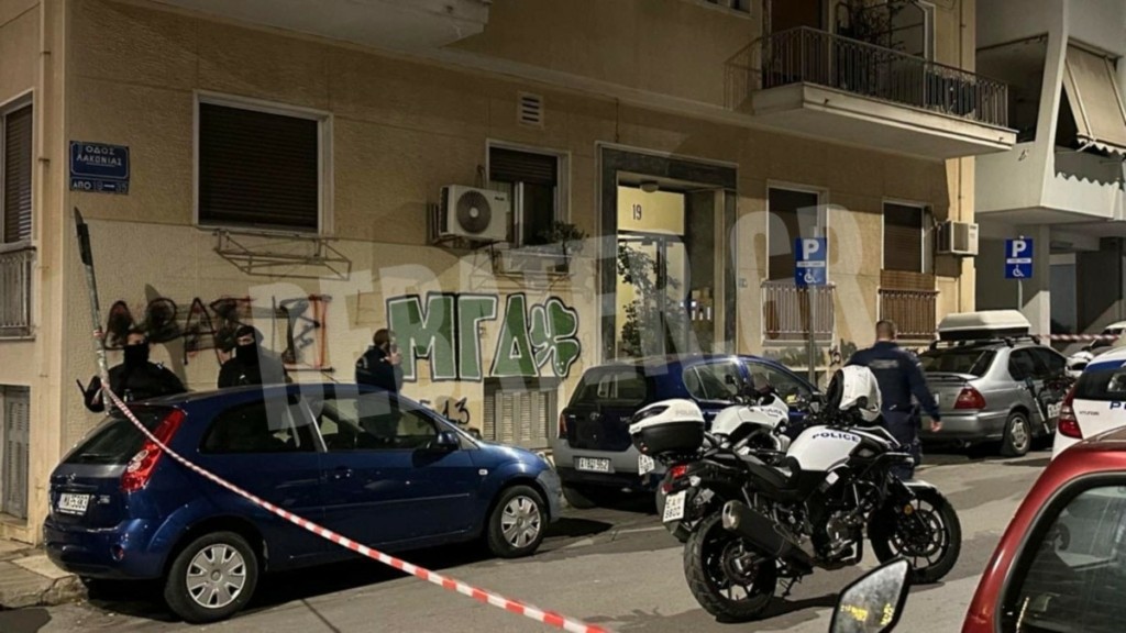 Άγρια δολοφονία στους Αμπελόκηπους – «Σκότωσα τη γυναίκα μου με σφυρί»