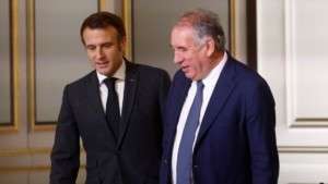 Γαλλία: LIVE η κρίσιμη συνεδρίαση της Εθνοσυνέλευσης