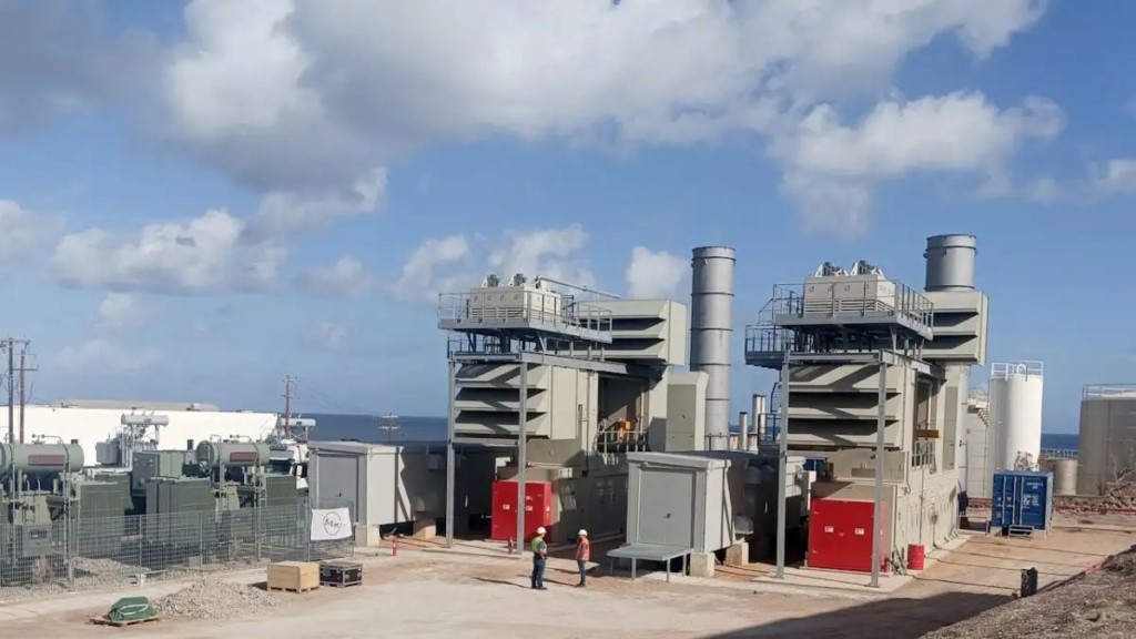 Όμιλος ΔΕΗ: Ξεκίνησε η εμπορική λειτουργία δύο νέων αεριοστροβιλικών μονάδων στη Σαντορίνη