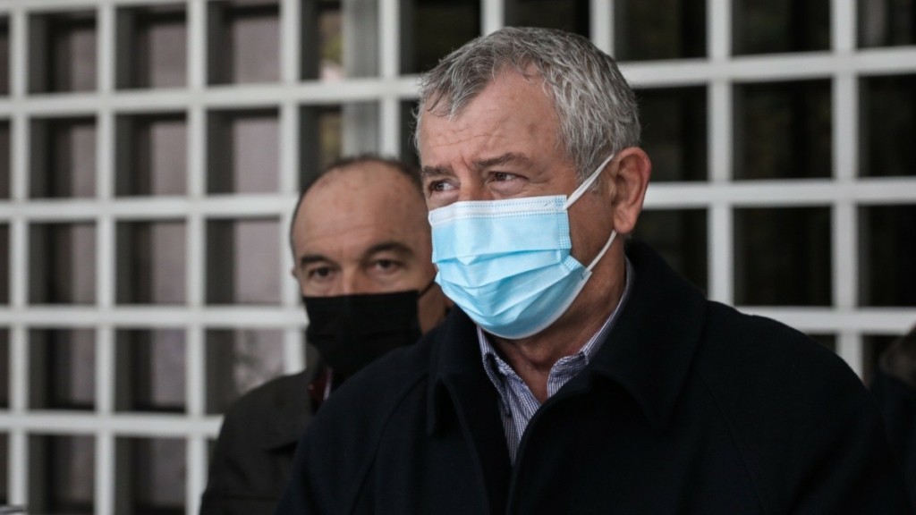 ΠΟΕΔΗΝ: Εφιστά προσοχή στις γιορτές – Μεγάλη αύξηση νοσηλειών από γρίπη