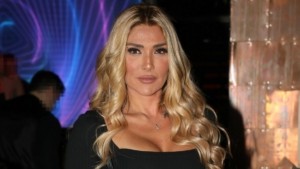 Αγγελική Ηλιάδη: Η πρώτη φωτογραφία με τον γιο της μετά το χειρουργείο