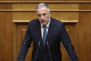 Καλαφάτης στο ΕΚΕΤΑ: “Με επένδυση στην έρευνα και την επιστημονική γνώση μπορούμε να δώσουμε στήριξη στην κοινωνία”