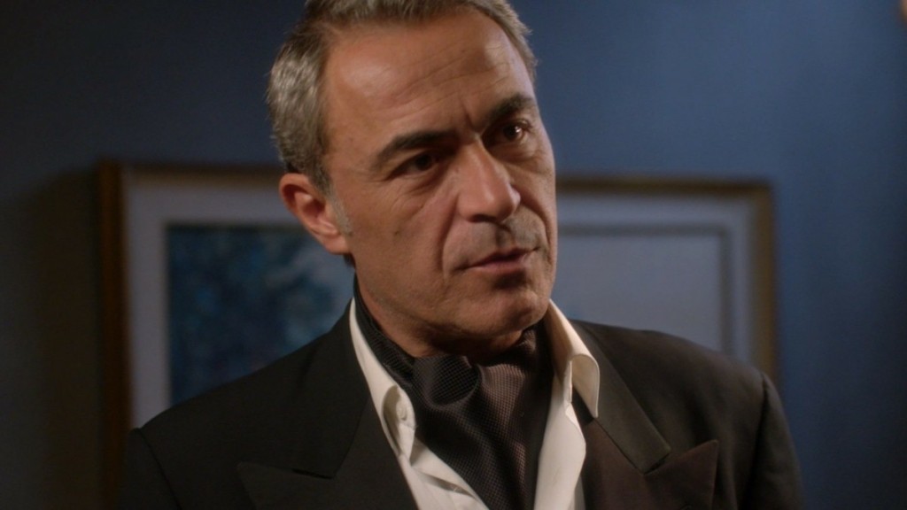 Άγιος Έρωτας SPOILER – Τετάρτη (18/12): Ο Κυριάκος φυγαδεύει τη Θάλεια από το ψυχιατρείο