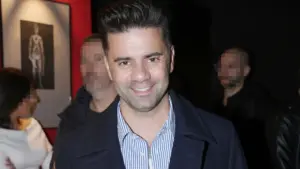Θοδωρής Μαραντίνης: “Ο πιο σημαντικός ρόλος στη ζωή μου είναι αυτός του πατέρα – Τους μαύρους κύκλους τους βλέπετε;”