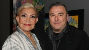 Αντώνης Ρέμος: «Θέλω η Μαρινέλλα να ανοίξει τα μάτια της για να την αποχαιρετήσουμε όπως της αξίζει»