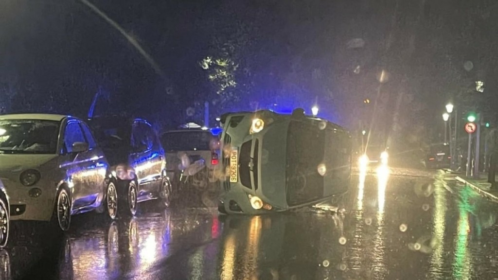 Ρόδος: Αυτοκίνητο τούμπαρε λόγω ολισθηρότητας – Δεν υπήρξε τραυματισμός (pic)