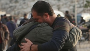 Γαλλία: Επαναπατρισμός 13 γυναικών και παιδιών από καταυλισμούς τζιχαντιστών