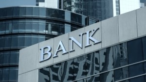 Οι πέντε αλλαγές στις τραπεζικές προμήθειες – Μηδενίζονται οι χρεώσεις των τραπεζών στα ΑΤΜ (Εικόνες)
