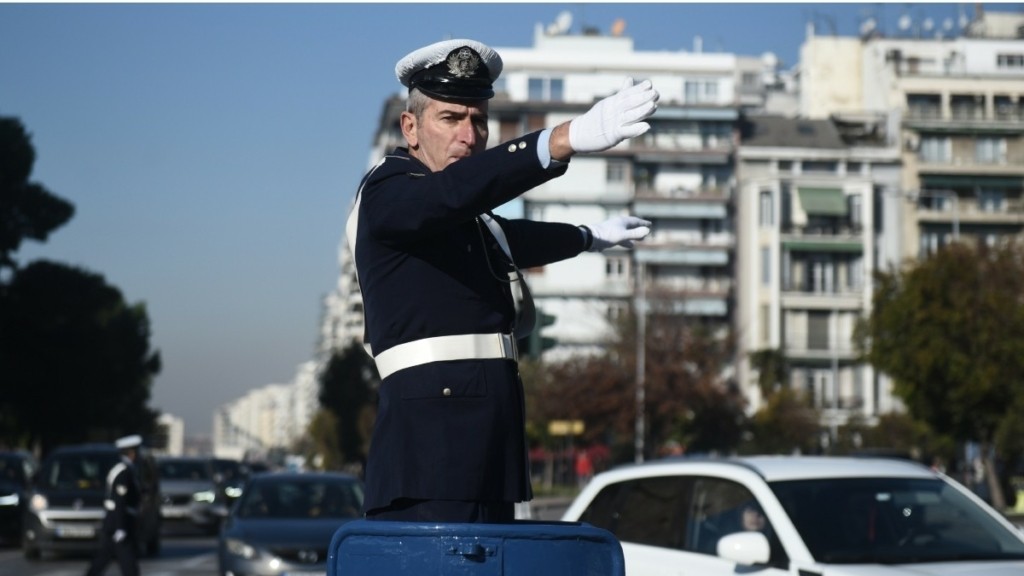 Θεσσαλονίκη: Οι τροχονόμοι επέστρεψαν στο βαρέλι και ρύθμισαν την κυκλοφορία