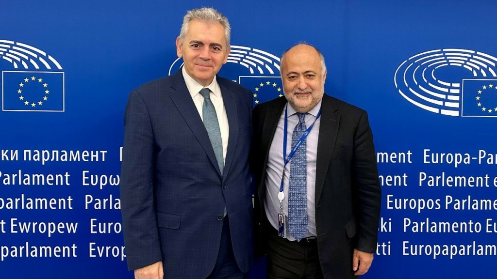 Συνάντηση Μ.Χαρακόπουλου-Δ.Τσιόδρα στις Βρυξέλλες: Ευρωπαϊκή στήριξη Ελλήνων αγροτών με χαμηλές αποδόσεις λόγω ξηρασίας