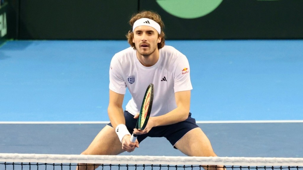 Στέφανος Τσιτσιπάς: Αποσύρθηκε από το Wimbledon μετά από πρόβλημα στη μέση