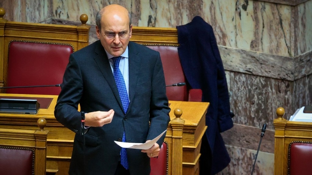 Χατζηδάκης: Ξεκάθαρες και ουσιαστικές οι ρυθμίσεις για τράπεζες, χαμηλοσυνταξιούχους και Σώματα Ασφαλείας για να τις θολώσει η όποια μικρόψυχη αντιπολιτευτική κριτική