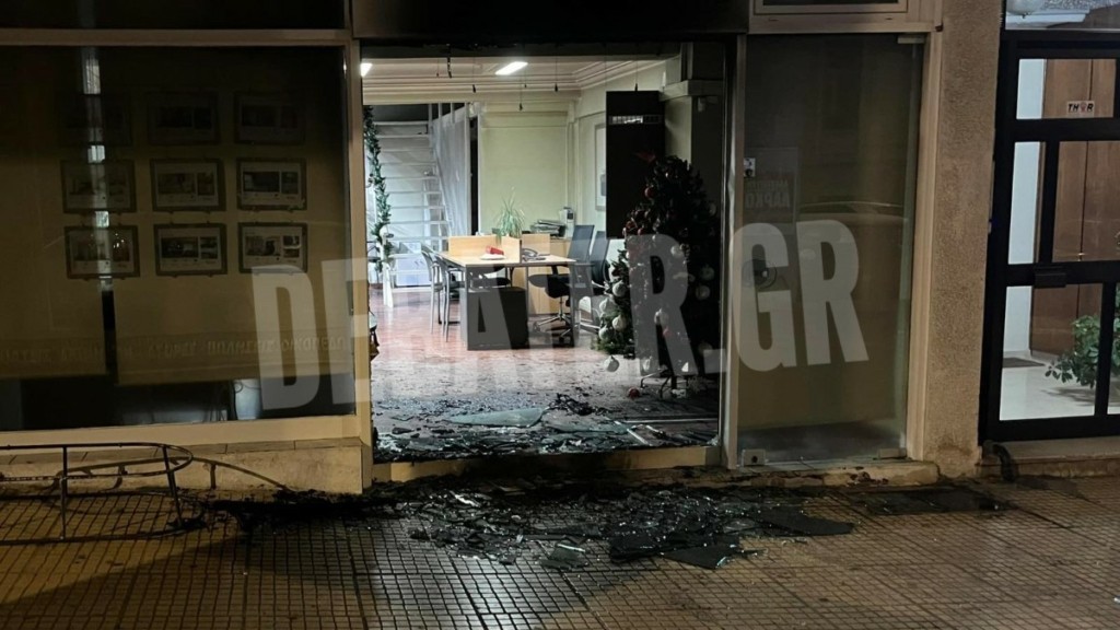 Επίθεση με μολότοφ σε μεσιτικό γραφείο στην Ακρόπολη