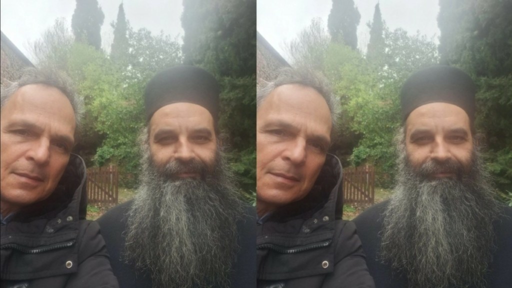 Σταμάτης Γαρδέλης: Στο Άγιο Όρος με τον πνευματικό του (pic)