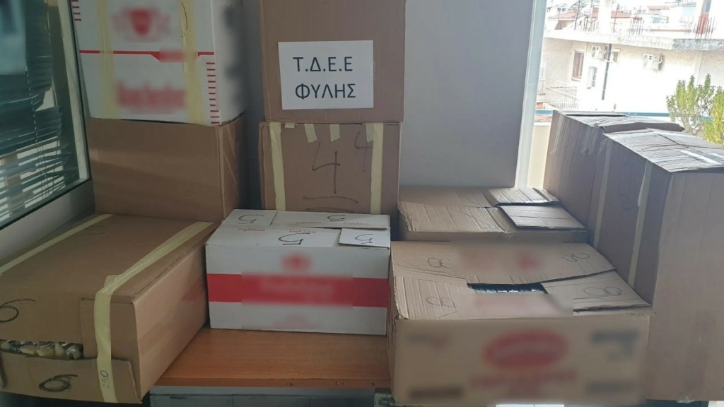 Άνω Λιόσια: 54χρονος αποθήκευε στο σπίτι του και διακινούσε λαθραία καπνικά προϊόντα