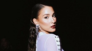 Evangelia: «Η πιο γλυκιά μου ανάμνηση από την Κρήτη είναι η γιαγιά μου»