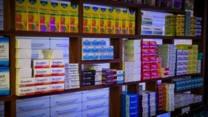 ΕΟΦ: Αυτή είναι η λίστα με τα 95 φαρμακευτικά σκευάσματα για τα οποία ισχύει τρίμηνη απαγόρευση για παράλληλη εξαγωγή