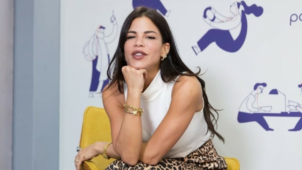 Δάφνη Καραβοκύρη: Φόρεσε την πιο stylish επιλογή του φετινού χειμώνα – Το ρούχο που επέλεξε (pic)