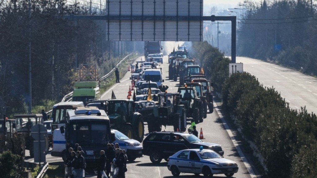 Εντείνουν τις κινητοποιήσεις τους οι αγρότες – Αυξάνεται ο αριθμός των τρακτέρ σε Ημαθία, Κιλκίς και Πέλλα
