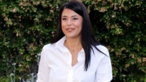 Λατινοπούλου: “Δεν θέλω τον Πακιστανό και τον Αφγανό στο σπίτι μου – Να έχουμε κλειστές δομές σε Γυάρο και Μακρόνησο”