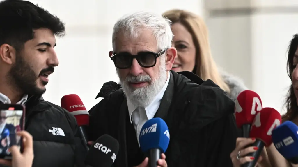 Πέτρος Φιλιππίδης: Ξανά απών από τη δίκη του – Τα νεότερα για την κατάσταση της υγείας του