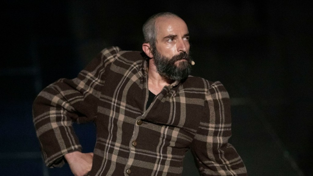 Άρης Σερβετάλης: Αλλαγές στη θεατρική παράσταση που πρωταγωνιστεί – Η αντικατάσταση ηθοποιού
