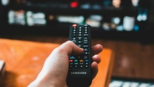 Μάνεσης, Χρηστίδου ή Καραβάτου: Ποιος έκοψε πρώτος το νήμα της τηλεθέασης στην πρωινή ζώνη του Σαββατοκύριακου