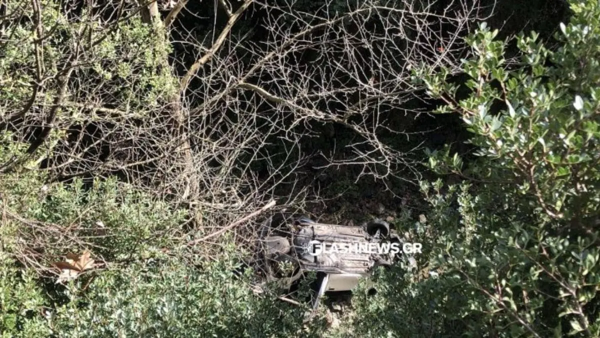 Χανιά: Οδηγός έπεσε σε γκρεμό 25 μέτρων – Απεγκλωβίστηκε μετά από ώρες ελαφρά τραυματισμένος (vid+pic)